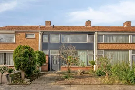 Terraced house for sale: Bontepolderstraat 4, Kern Sluiskil Sluiskil