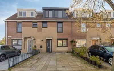 Tussenwoning te koop: Boogschutter 72, Hemellichamenbuurt Amstelveen