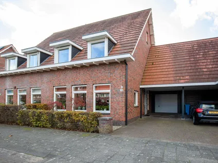 Tussenwoning te koop: Boomgaard 38, Aalsmeer