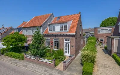 Corner house for sale: Boomgaardpad 6, Ooltgensplaat woonkern Ooltgensplaat