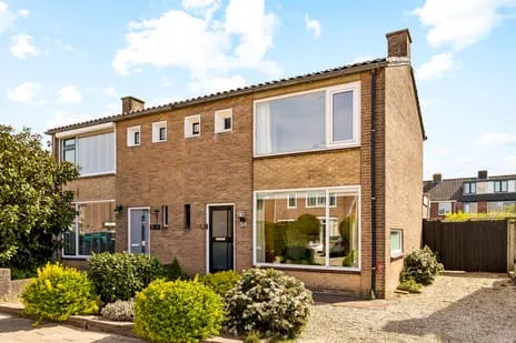 Twee-onder-één-kap te koop: Boomgaardweg 34, Odijk Odijk
