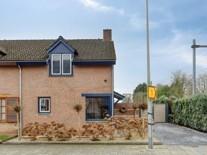 Twee-onder-één-kap te koop: Boomkensstraat 12, Mariadorp-Beezepool Eijsden