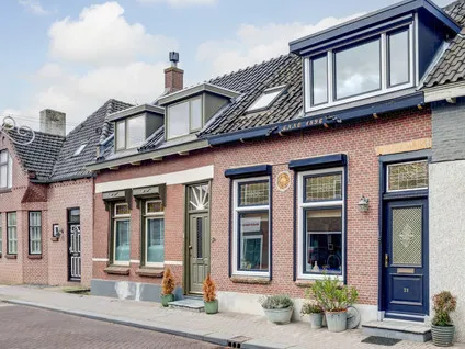 Tussenwoning te koop: Boompjesstraat 28, Strijen Woonkern Strijen