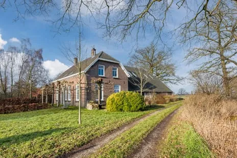 Vrijstaande woning te koop: Borculoseweg 112, Verspreide huizen Neede Neede
