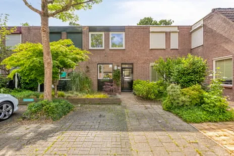 Tussenwoning te koop: Bordeauxlaan 36, Achtse Barrier-Gunterslaer Eindhoven