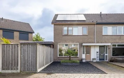 Tussenwoning te koop: Borg Allersma 30, Schelfhorst Noordwest Almelo