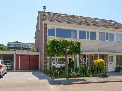 Tussenwoning te koop: Borg Ewsum 39, Schelfhorst Noordoost Almelo