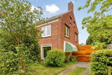 Twee-onder-één-kap te koop: Borgerinkstraat 2, Ludgeruskwartier Deventer