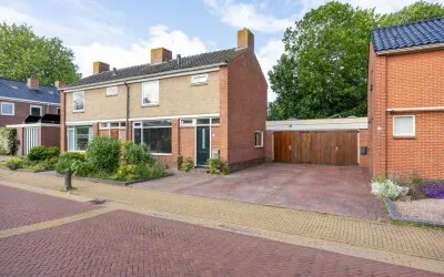 Tussenwoning te koop: Borgweg 6, Winsum Zuid - West Winsum