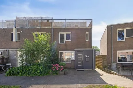 Hoekwoning te koop: Boris Pasternak-erf 236, Dordrecht