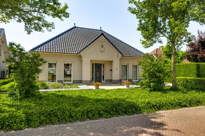 Vrijstaande woning te koop: Bormanshof 11, Kern Baexem Baexem