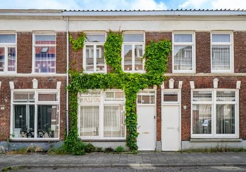 Tussenwoning te koop: Borneostraat 38, Lombok-Oost Utrecht