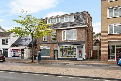 Semi-detached for sale: Bornsestraat 16, Tichelwerk Hengelo