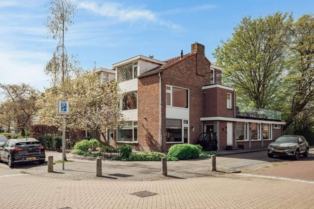 Hoekwoning te koop: Borssenburg 51, Amstelveen