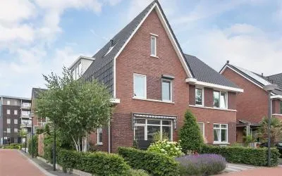 Twee-onder-één-kap te koop: Bosberg 16, Buurt 4 Zeewolde