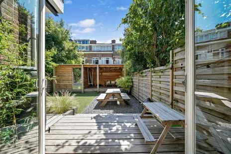 Appartement te koop: Bosbesstraat 106, Eykenduinen Haag