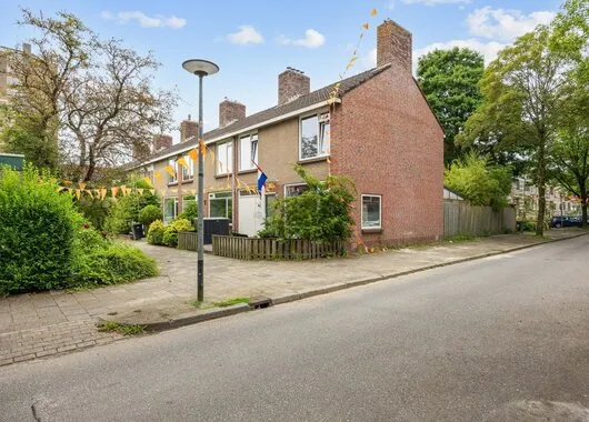 Tussenwoning te koop: Bosboom-Toussaintstraat 6, De Wijert Groningen