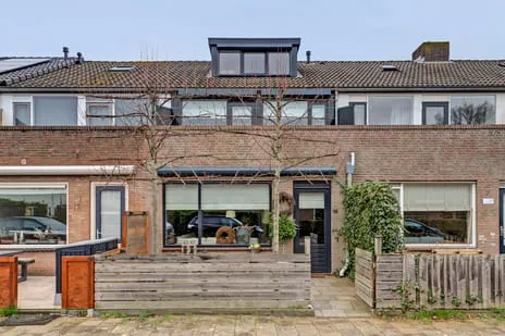 Tussenwoning te koop: Boshuysenstraat 36, Hoornes-Oost Katwijk (Zh)