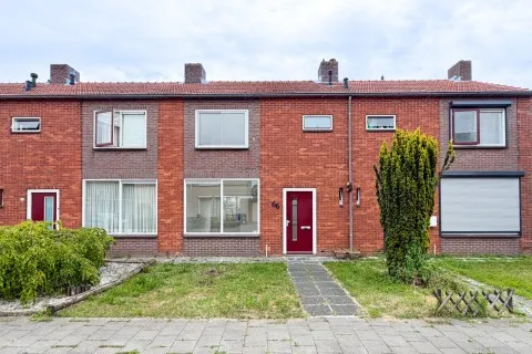 Terraced house for sale: Bosjesweg 66, Kern Sluiskil Sluiskil