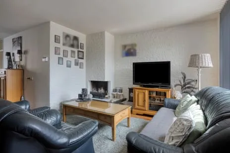 Tussenwoning te koop: Boskamp 77, Krommeweg-Zuid Hendrik-Ido-Ambacht