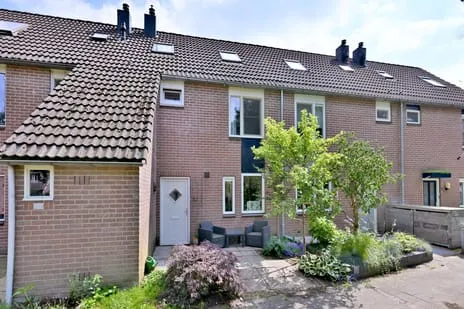 Tussenwoning te koop: Boskrekel 28, Blauwenoord Deventer