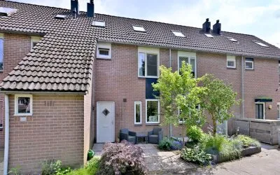Terraced house for sale: Boskrekel 28, Blauwenoord Deventer