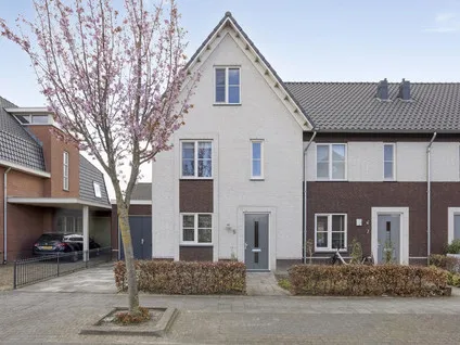 Hoekwoning te koop: Boskriek 5, Noordoost Alphen Alphen