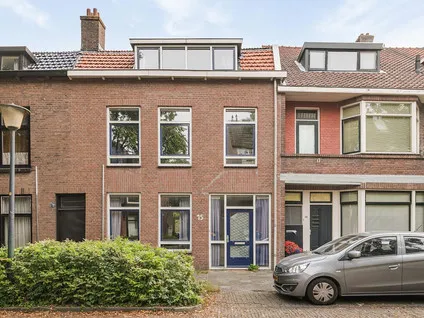Tussenwoning te koop: Boslaan 15, Oostbuurt Vlaardingen