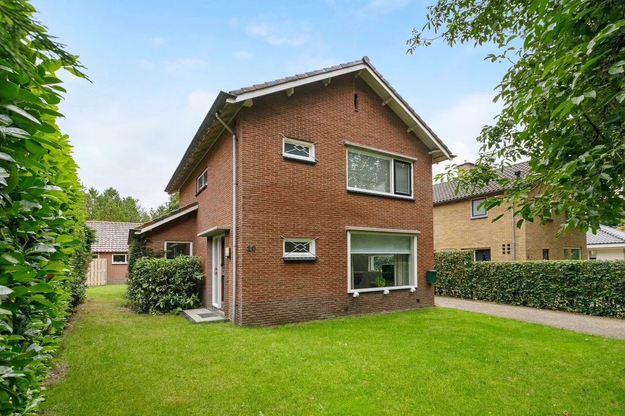 Vrijstaande woning te koop: Boslaan 20, Lunteren