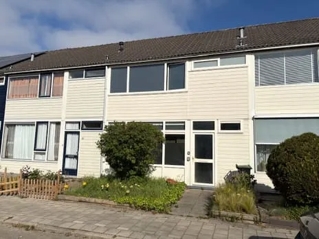 Tussenwoning te koop: Bosrand 45, Ens-woonkern Ens