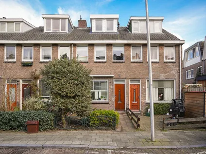 Tussenwoning te koop: Bosschastraat 3, Tuinwijk-Oost Utrecht