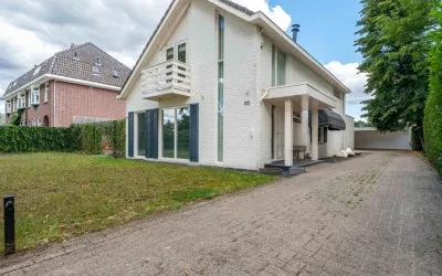 Vrijstaande woning te koop: Bosscheweg 112, Bosscheweg Tilburg