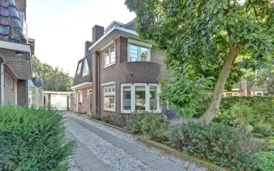 Twee-onder-één-kap te koop: Bosscheweg 38, Taalstraat en omgeving Vught