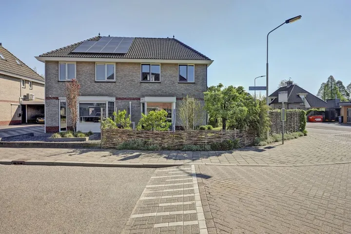Twee-onder-één-kap te koop: BOSSTRAAT 27, Nieuw-Dijk Didam