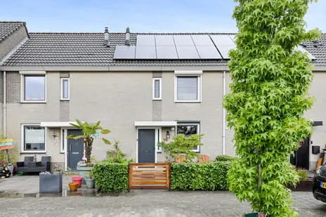 Tussenwoning te koop: Bosveen 18, Overkroeten Breda