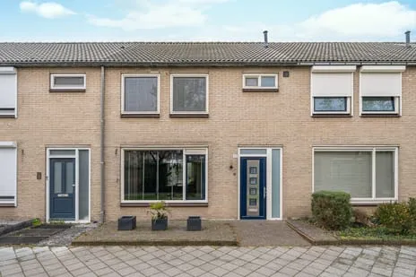 Tussenwoning te koop: Bosveld 409, Raam Uden