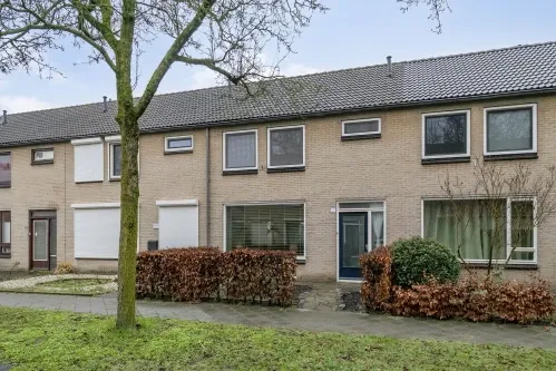 Tussenwoning te koop: Bosveld 425, Uden