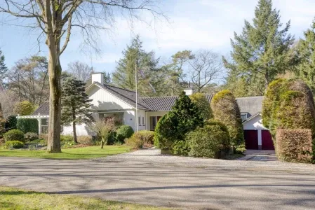 Vrijstaande woning te koop: Bosweg 122, Apeldoorn