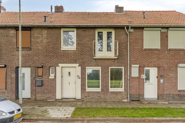 Tussenwoning te koop: Bosweg 69, Geleen