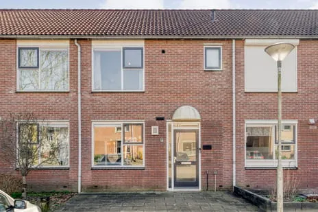 Tussenwoning te koop: Boterbloem 61, Hardenberg