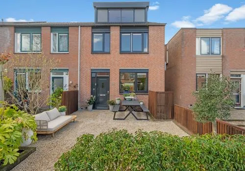 Hoekwoning te koop: Boterbloemhof 20, Houten