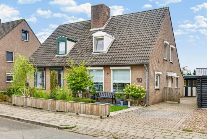 Twee-onder-één-kap te koop: Boterdijk 10, Siebengewald