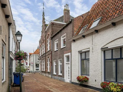 Tussenwoning te koop: Botermarkt 3, Tholen Tholen