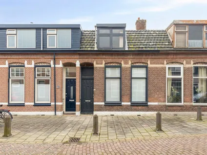 Tussenwoning te koop: Bothastraat 12, Van Galenbuurt Den Helder