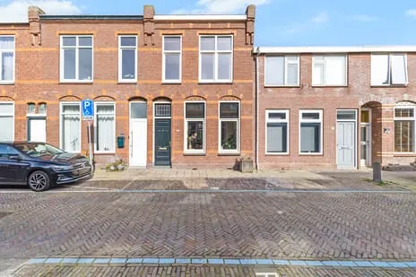Tussenwoning te koop: Bothastraat 15, Van Galenbuurt Den Helder