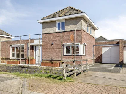 Twee-onder-één-kap te koop: Botlandstraat 4, Oud-Vossemeer Oud-Vossemeer