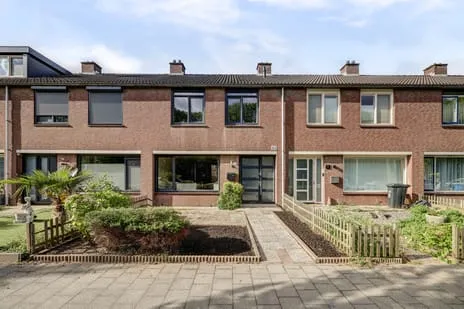 Tussenwoning te koop: Botreep 88, Hoogvliet Zuid Hoogvliet Rotterdam