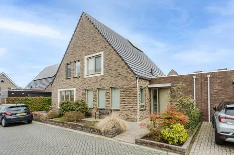 Tussenwoning te koop: Botter 37, De Greiden Heerenveen