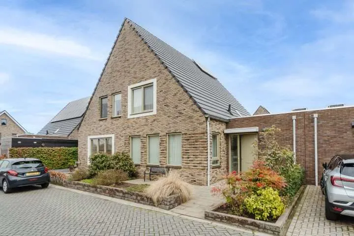 Tussenwoning te koop: Botter 37, Heerenveen