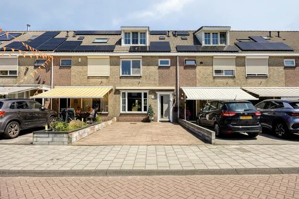 Terraced house for sale: Botter 59, Volendam-Blokgouw 7 en 8 Volendam
